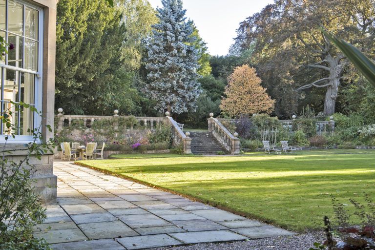 Darley House Lawns & Borders